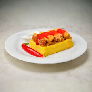 Sarmalute traditionale cu smantana, ardei iute si mamaliguta