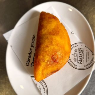 Empanada Colombiana de Pollo