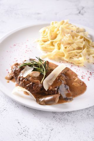 POLLO PICATA