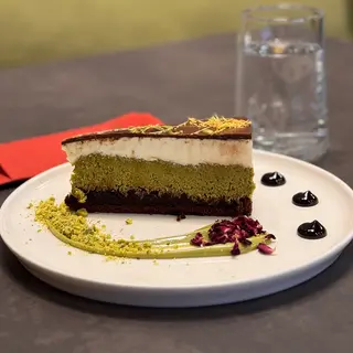 Dubai Cake