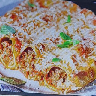 Canelones con carne al horno