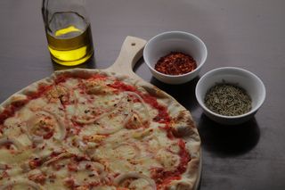 ცხარე პიცა (33 სმ)