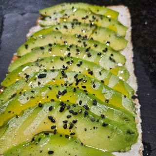Tosta Aguacate y Queso crema