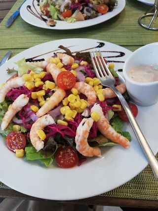 Salada de Camarão