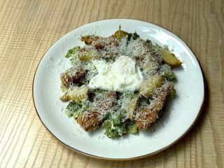 Салат з куркою (260g)