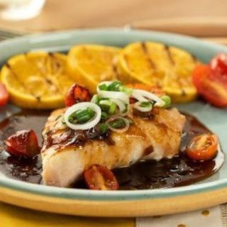 Pescado con salsa de soja