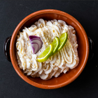 Salata de icre de stiuca cu ceapa