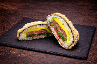 Бургер з тунцем