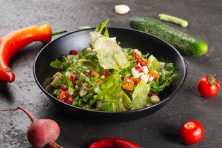 Салат с козьим сыром (200 гр.)