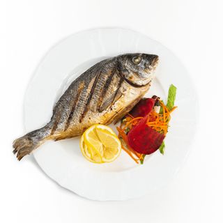 Dorada la grătar