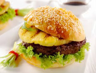 Hamburguesa Con Piña
