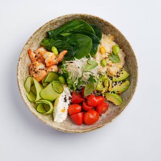 Боул с крветками 