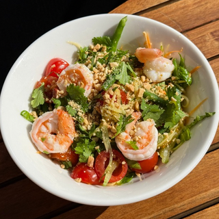 Тайський салат з креветкою