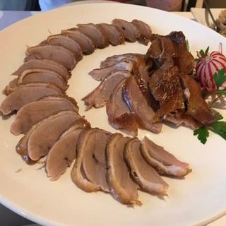 98. Pato laqueado estilo Pekín