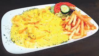 Pileći file u curry sosu