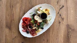 Плато антипасті під вино (330г)