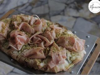 Мортадела з песто із фісташок і чилі Pinza  (440 г)