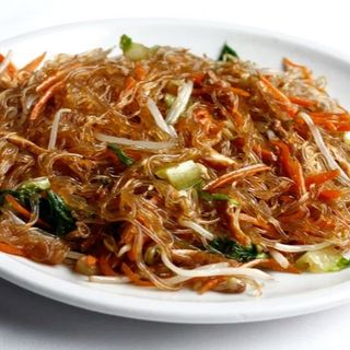 328.Spaghetti di soia con verdure