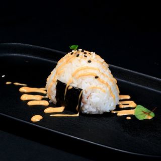 Oni spicy salmone 1 pezzo