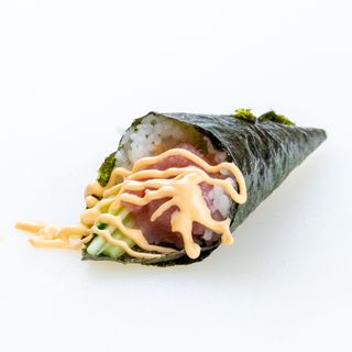 078. Temaki tuna spicy