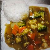 Arroz Blanco Pollo Con Verduras Salsa Picante