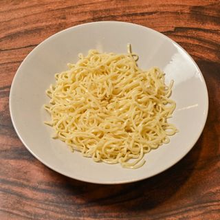 Espagueti nata y nueces