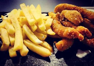 Pohovani pileći štapići