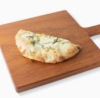 Oliva, Aglio e Fiori di Latte Meia