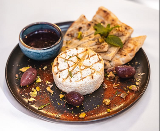 Camembert la grătar