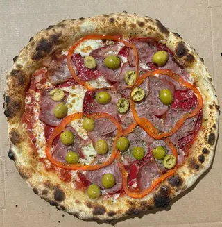 Pizza Completa (33 cm.)