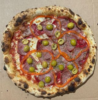 Pizza Completa (33 cm.)