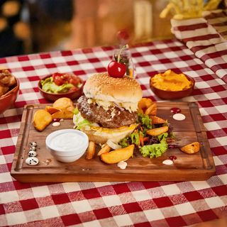 Hamburgquesa con queso