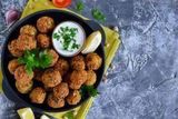 Falafel (5 Uds.) Con Patatas Y Refresco