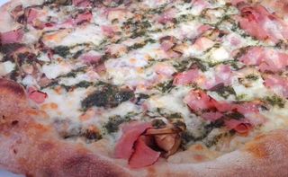 Pizza roquefort reina (33 cm.)