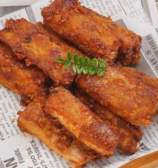 182.spuntatura di maiale fritto炸排骨
