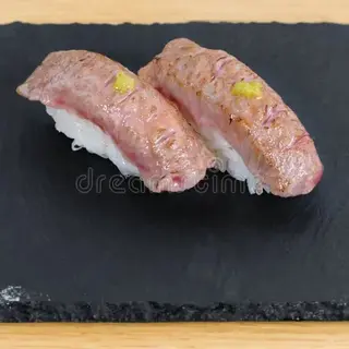 180.Nigiri niku flambè