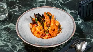 Spaghete cu fructe de mare