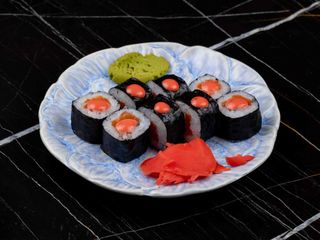 Макі лосось (120г)