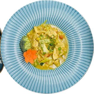 015.Kurczak żółtym curry