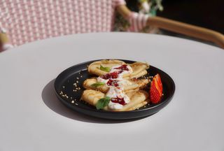 Crepe Con Frutos Rojos