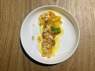 Сирники з апельсиново-вершковим кремом (270g)