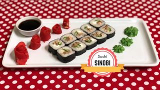 Ролл с жаренным лососем (250г)