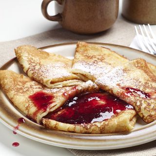 Naleśniki z czekoladą lub dżemem