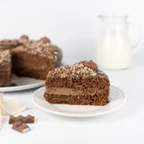 PORCIÓN TARTA CHOCOLATE CON LECHE