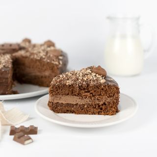 PORCIÓN TARTA CHOCOLATE CON LECHE