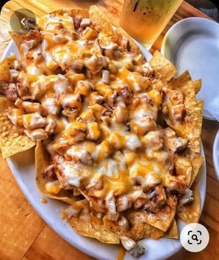 NACHOS DE POLLO 