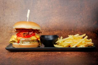 Pileći chili burger