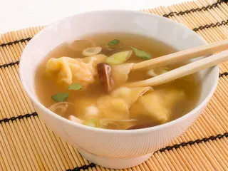 104. Sopa De Maíz Con Pollo