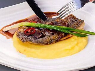 Окунь Ізумідай з картопляним пюре (100/100/25g)