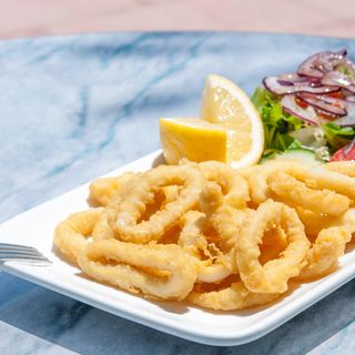 Plato Combinado De Calamares